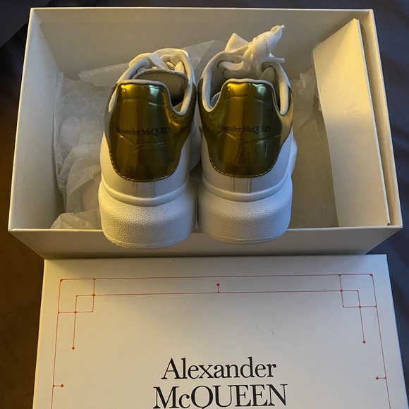Alexander McQueen sneakers Size 1 1/2 - Picture 5 of 10